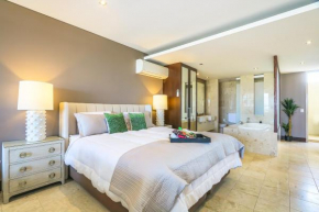 Santai Sands - with Sea and Mountain Glimpses!, Casuarina